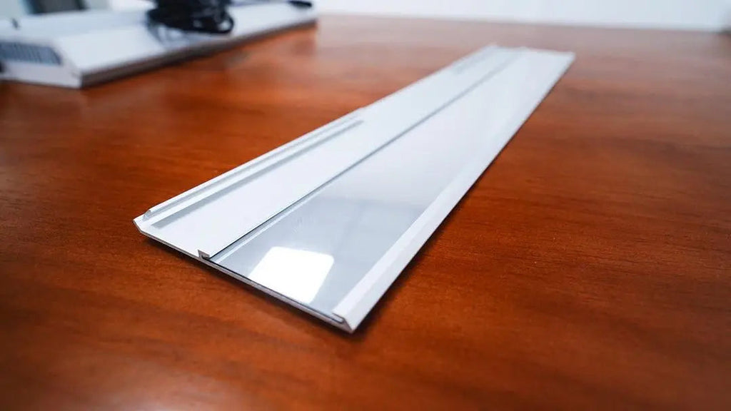 Chihiros RGB VIVID II and RGB VIVID 2 Mate Shades with Mirror